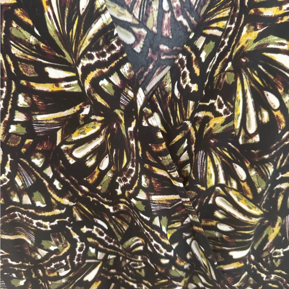 Glamour Abstract Patterned Top - image 7